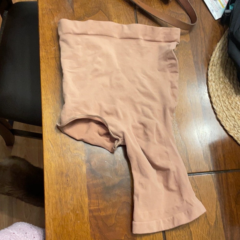 Skims shapewear